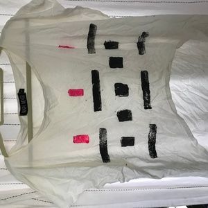 Loose fit NYC boutique t-shirt